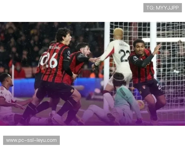 伯恩茅斯读秒阶段3-2绝杀利物浦,阿德利制胜球。 伯恩茅斯读秒阶段3-2绝杀利物浦,阿德利制胜球。