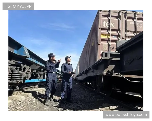 “雪莲速运”棉花班列开行，物流效率提升助力CBA装备运输